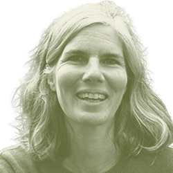 Membre du Copil et co-présidente de Baobab, Claire-Emmanuelle HUE est designeuse en éco-conception